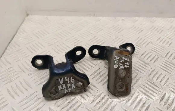 Front door hinge set