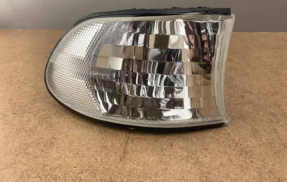 Front indicator light