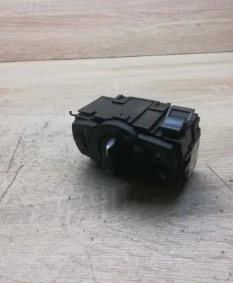 BMW 1 E81 E87 Light switch 6932794 33600102
