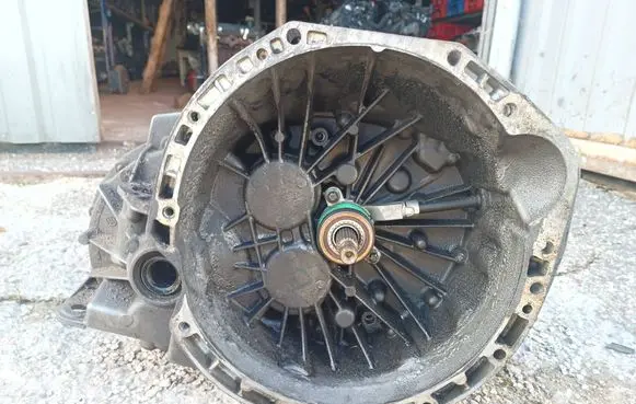 Renault Espace IV Manual 5 speed gearbox pk4005 8200374684