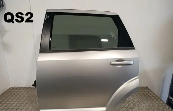 Dodge Journey Rear door 