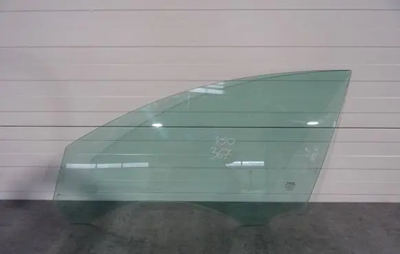 Volvo V50 Front door window glass four-door