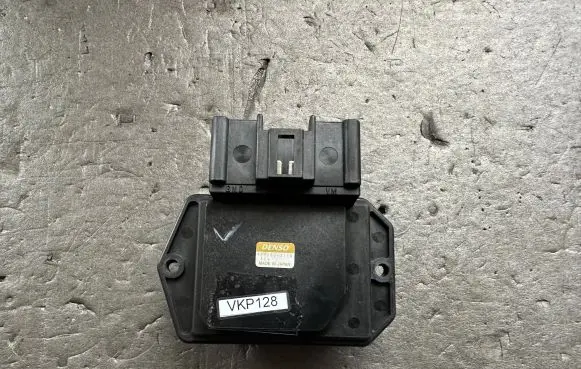 Mitsubishi Pajero Heater blower motor/fan resistor 4993002110