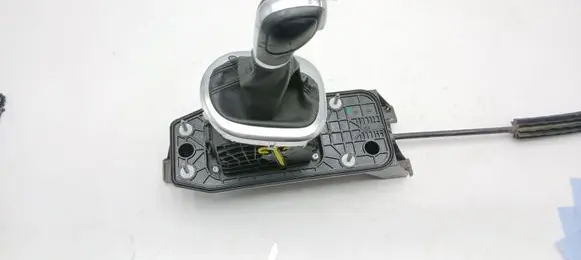 Volkswagen Touran II Gear shifter/selector 1T1713025AK