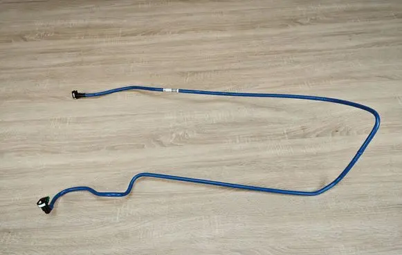 BMW 8 G16 Fuel line pipe 7443121