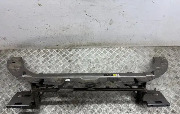 Land Rover Evoque I Radiator support slam panel