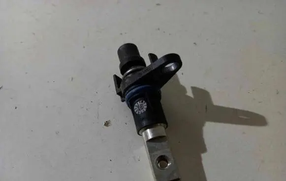 Renault Zoe Crankshaft speed sensor 343831265R 14861684320