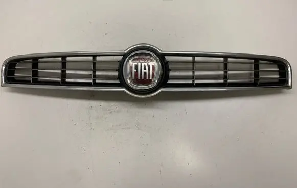 Fiat Bravo Front bumper upper radiator grill 735414652
