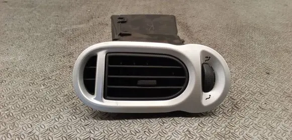 Renault Modus Dashboard side air vent grill/cover trim