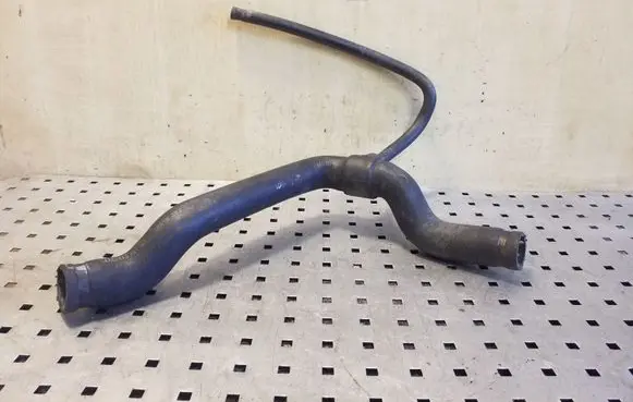 Audi A6 S6 C4 4A Engine coolant pipe/hose 4A0121101