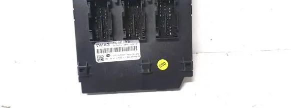 Volkswagen Golf VII Comfort/convenience module 1K0937084D