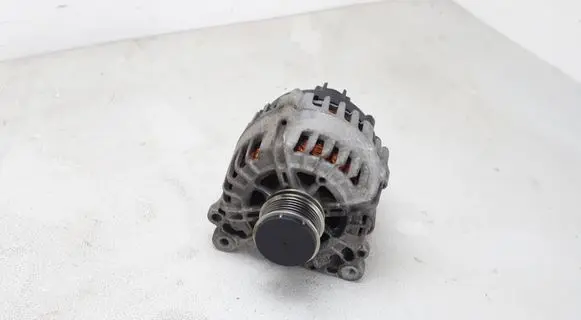 Volkswagen Tiguan Generator/alternator 03L903023A 311005872 TG14C031
