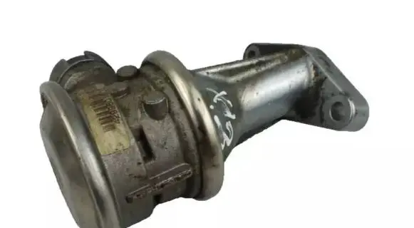 BMW 6 E63 E64 EGR valve 7837096