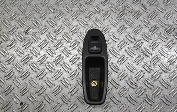 Fiat 500L Electric window control switch 7355551570