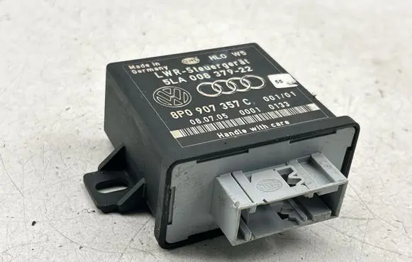Audi A6 S6 C6 4F Light module LCM 8P0907357C