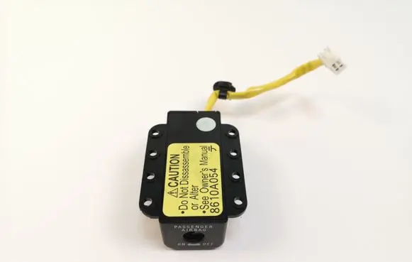 Mitsubishi Outlander Passenger airbag on/off switch 8610A054