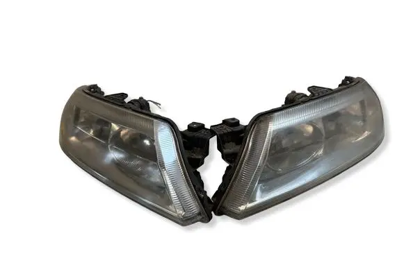 Renault Laguna II Headlight/headlamp 8200002847 89004686