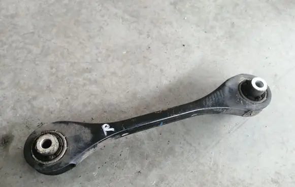 Volkswagen Golf VII Rear upper control arm/wishbone 5Q0501529C