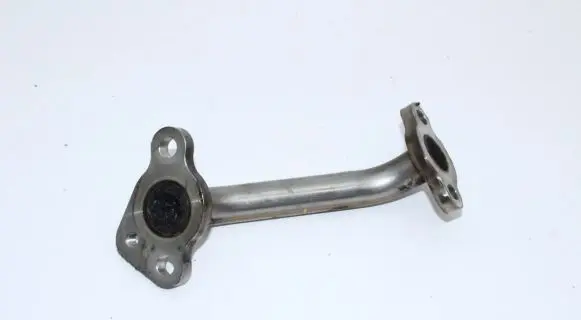 Lexus CT 200H EGR valve line/pipe/hose