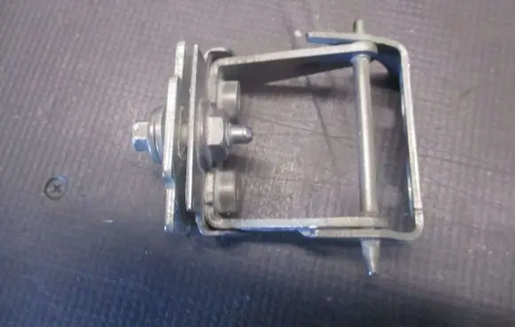 Ford Mondeo MK IV Tailgate/trunk/boot hinge