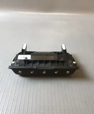 KIA Sportage Seat heating switch 93300D9061 4A920B1800