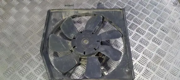 Mazda Premacy Radiator cooling fan shroud
