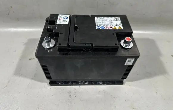 Porsche Cayenne (9Y0 9Y3) Car battery 9Y0915105QY 9Y0915107RY