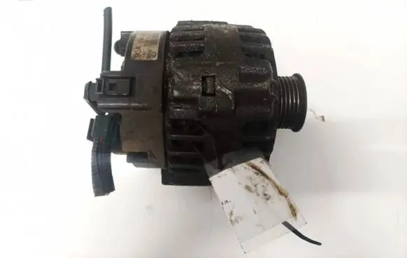Volkswagen Polo IV 9N3 Generator/alternator 03D903025J