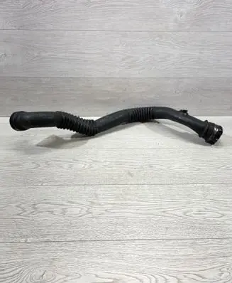 BMW 5 E60 E61 Intercooler hose/pipe 7803748 58300015