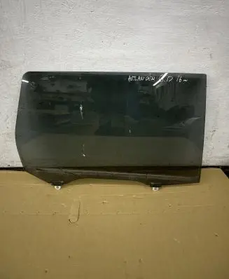 Mitsubishi Outlander Rear door window glass