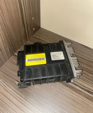 Volkswagen Golf II Engine control unit/module 0280000734 443907403D