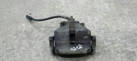Volkswagen PASSAT B6 Front brake caliper 1K0615124E