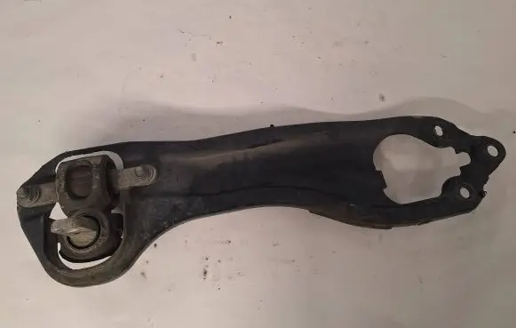 Chrysler Pacifica Rear control arm 68284314AD