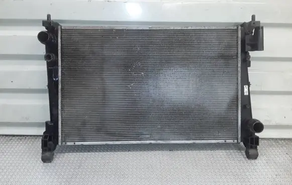 Opel Corsa D Coolant radiator 55700617