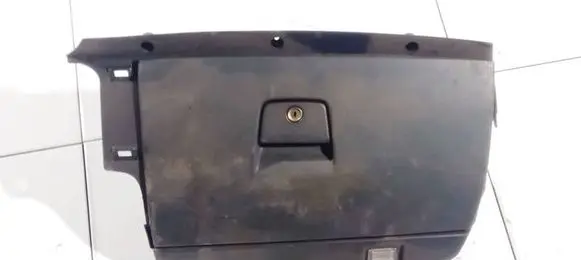 Volvo V50 Glove box 8626141 3865