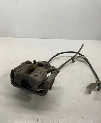 Honda CR-V Rear brake caliper