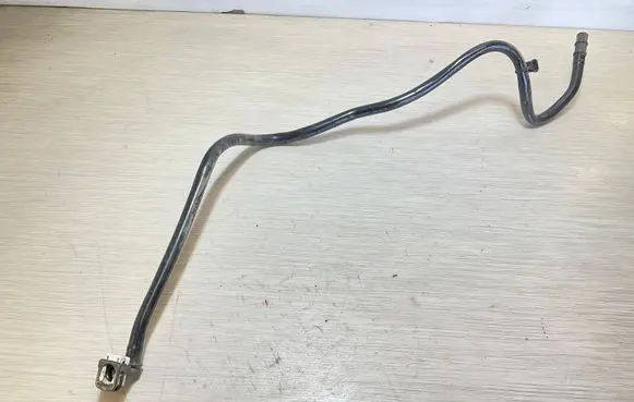 Volvo XC40 Fuel line pipe 32224154