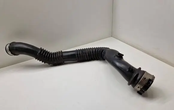 Intercooler hose/pipe