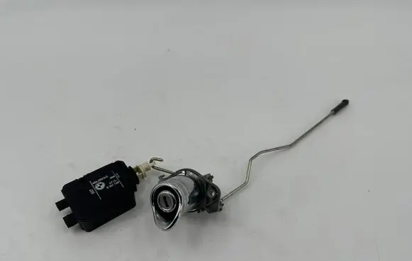 BMW Z3 E36 Central locking motor 8361140 67118361140 8360732