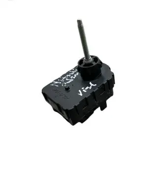 Mitsubishi Pajero Headlight level adjustment motor 