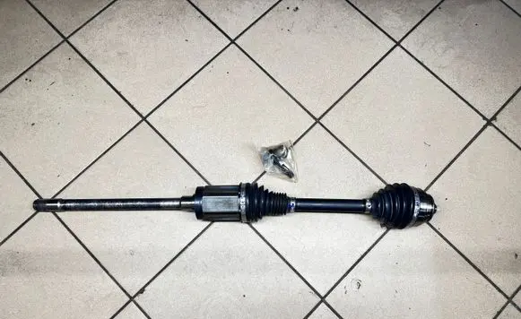 BMW 5 G30 G31 G38 Front driveshaft 8664676 AT866467602 AT8664676