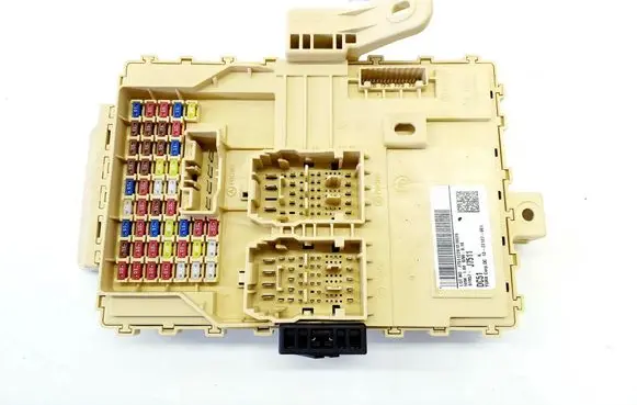 KIA Ceed Fuse module 91957J7511