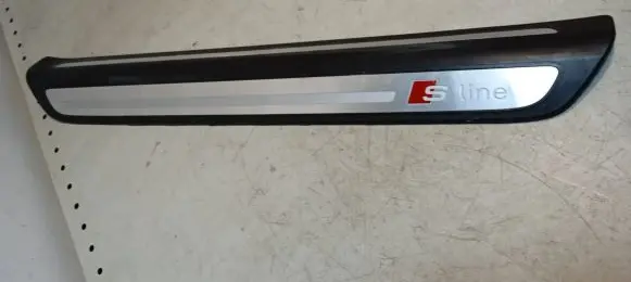 Audi Q3 8U Front sill trim cover 8U0853373A