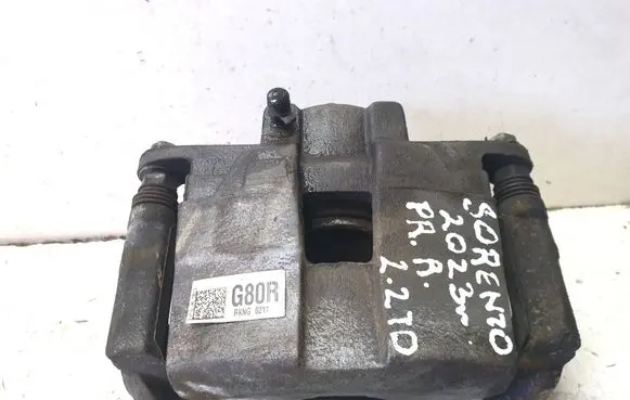 KIA Sorento Front brake caliper 