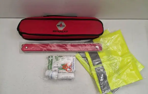 Renault Captur II First aid kit 