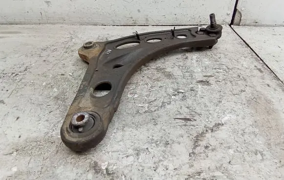 Renault Trafic II (X83) Front lower control arm/wishbone 8200395034 93853465