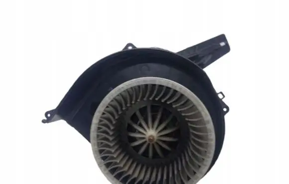 Skoda Fabia Mk2 (5J) Front door blower motor 6Q1819015J