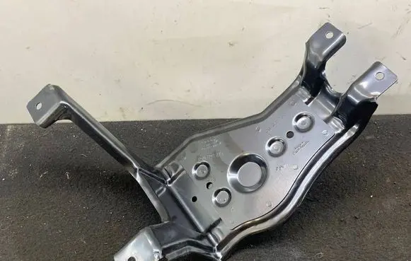 Audi A6 S6 C7 4G Spare wheel mounting bracket 4G0802715 4G0802771