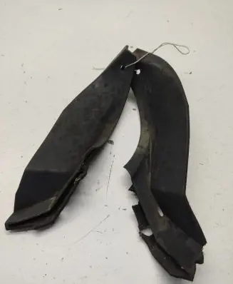 Chrysler 300 - 300C Wiper trim VPC000184 VPC000185 35331