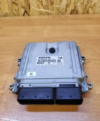 Volvo V70 Engine control unit/module 30785100AB 0281012765